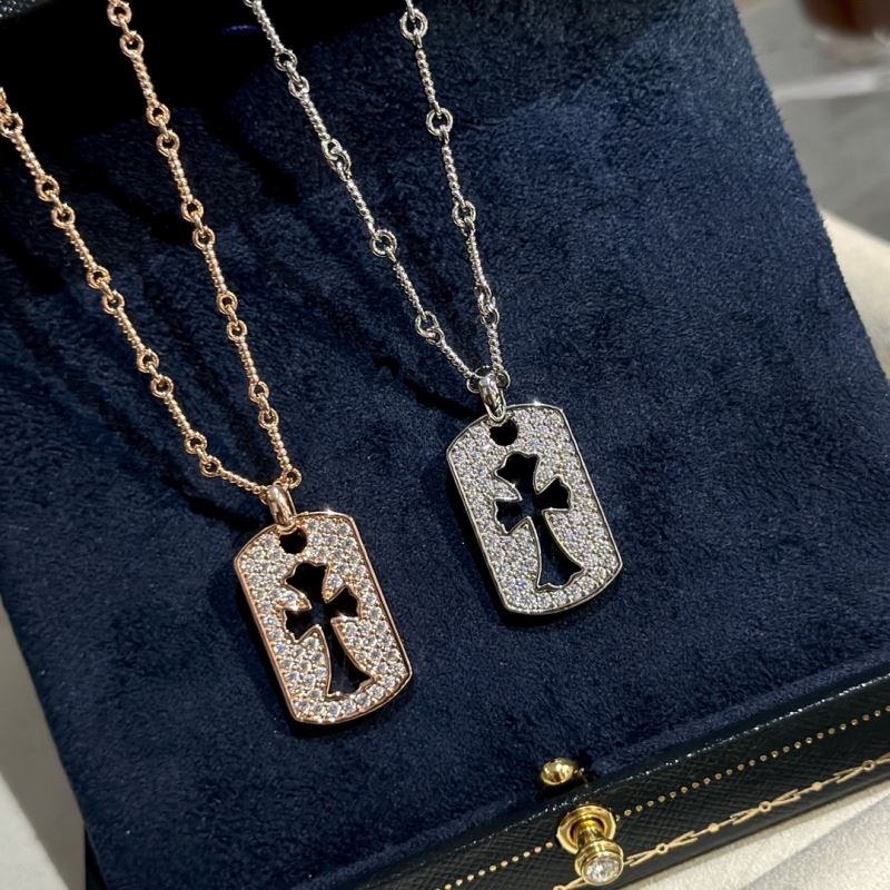 Ch**me He**ts necklaces